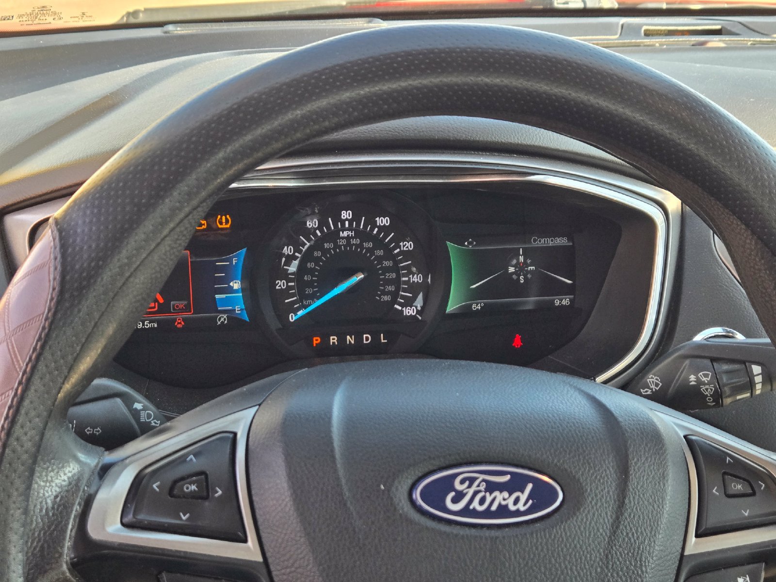 Used 2020 Ford Fusion SE FWD image 11