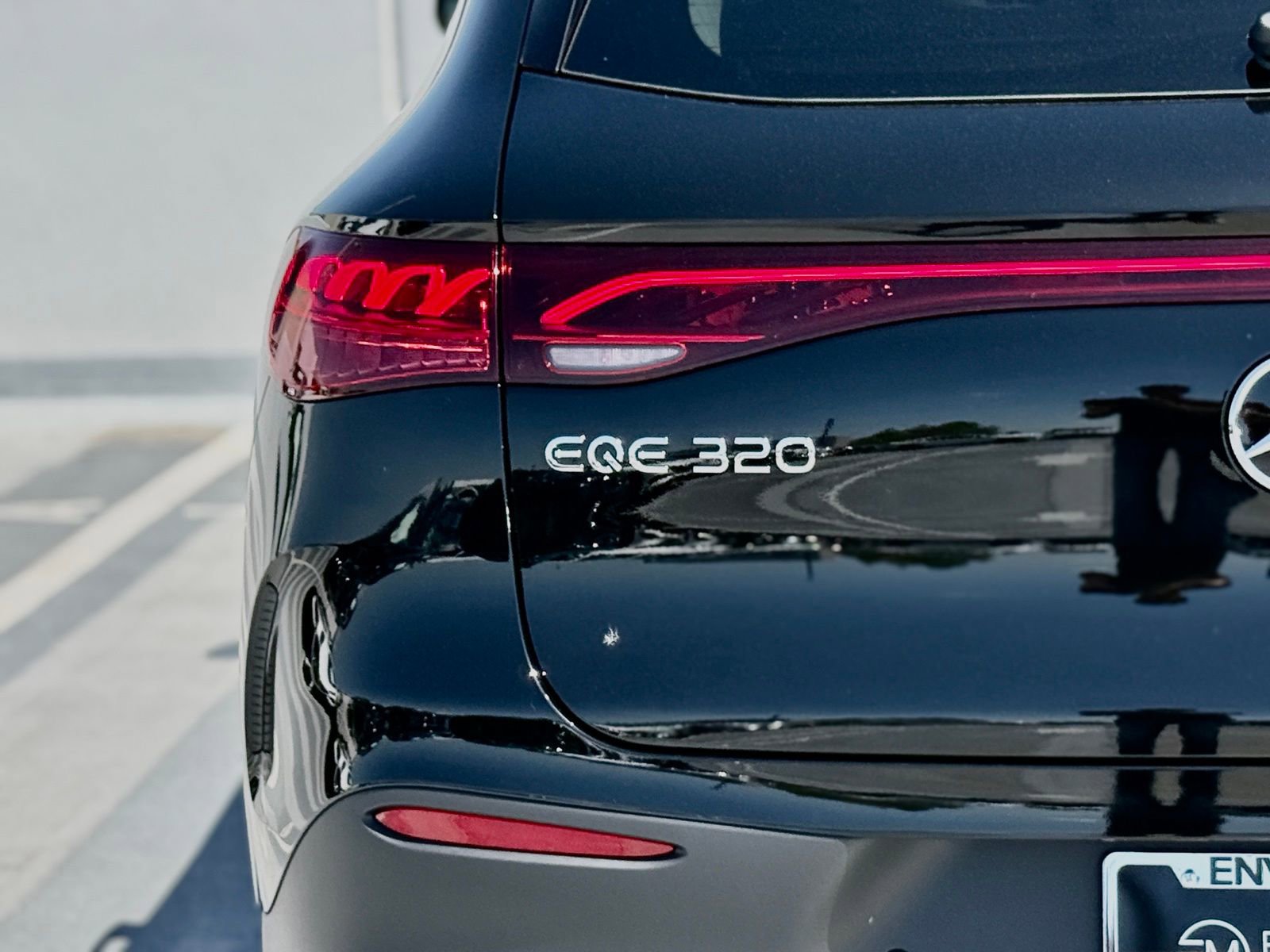 New 2026 Mercedes-Benz EQE 320 4MATIC SUV image 10