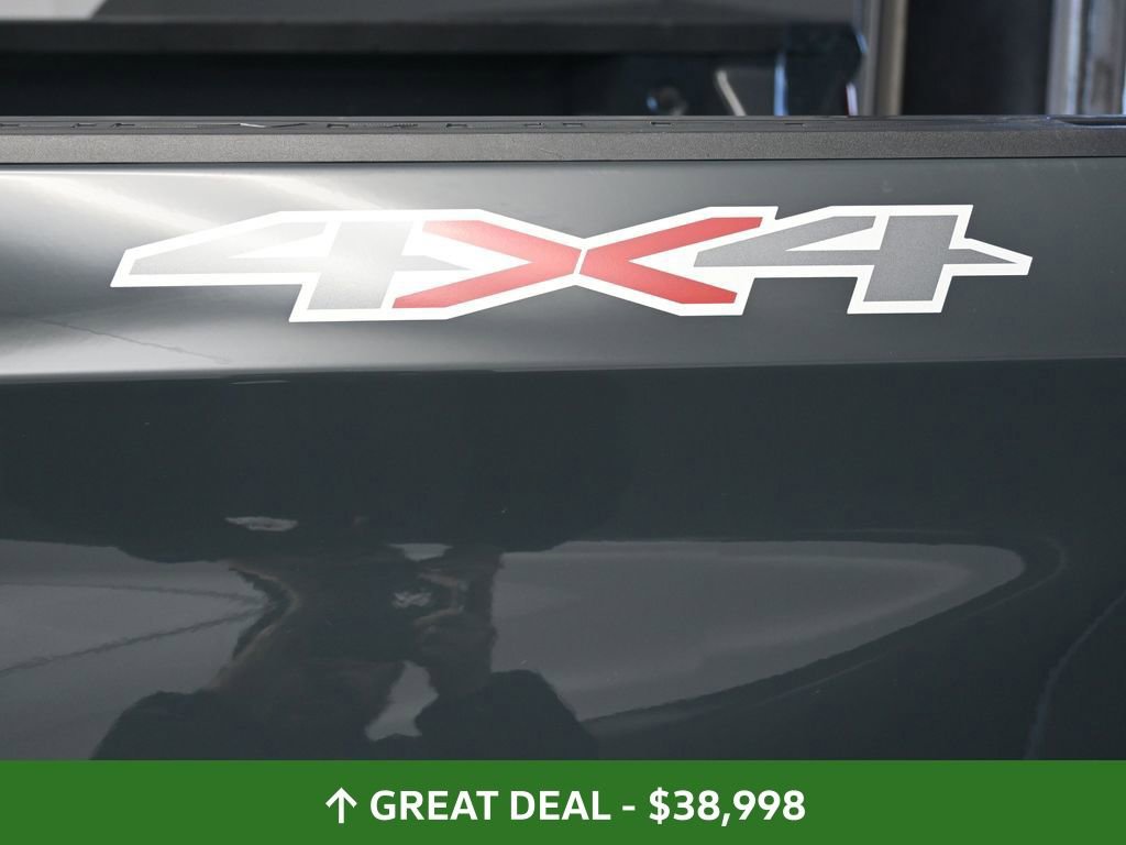 Used 2025 Chevrolet Silverado 1500 LT image 20