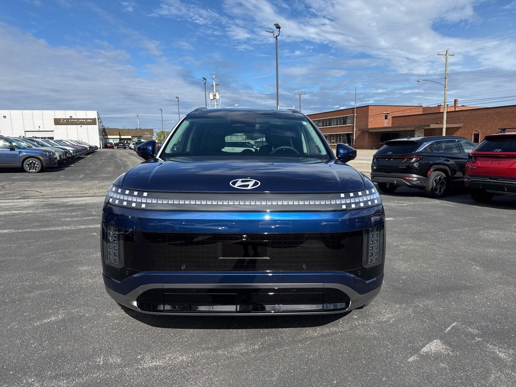 New 2026 Hyundai Ioniq 9 Calligraphy image 2