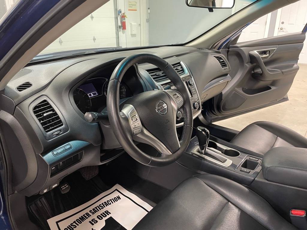 Used 2018 Nissan Altima 2.5 SR w/ SR Special Edition FWD image 9