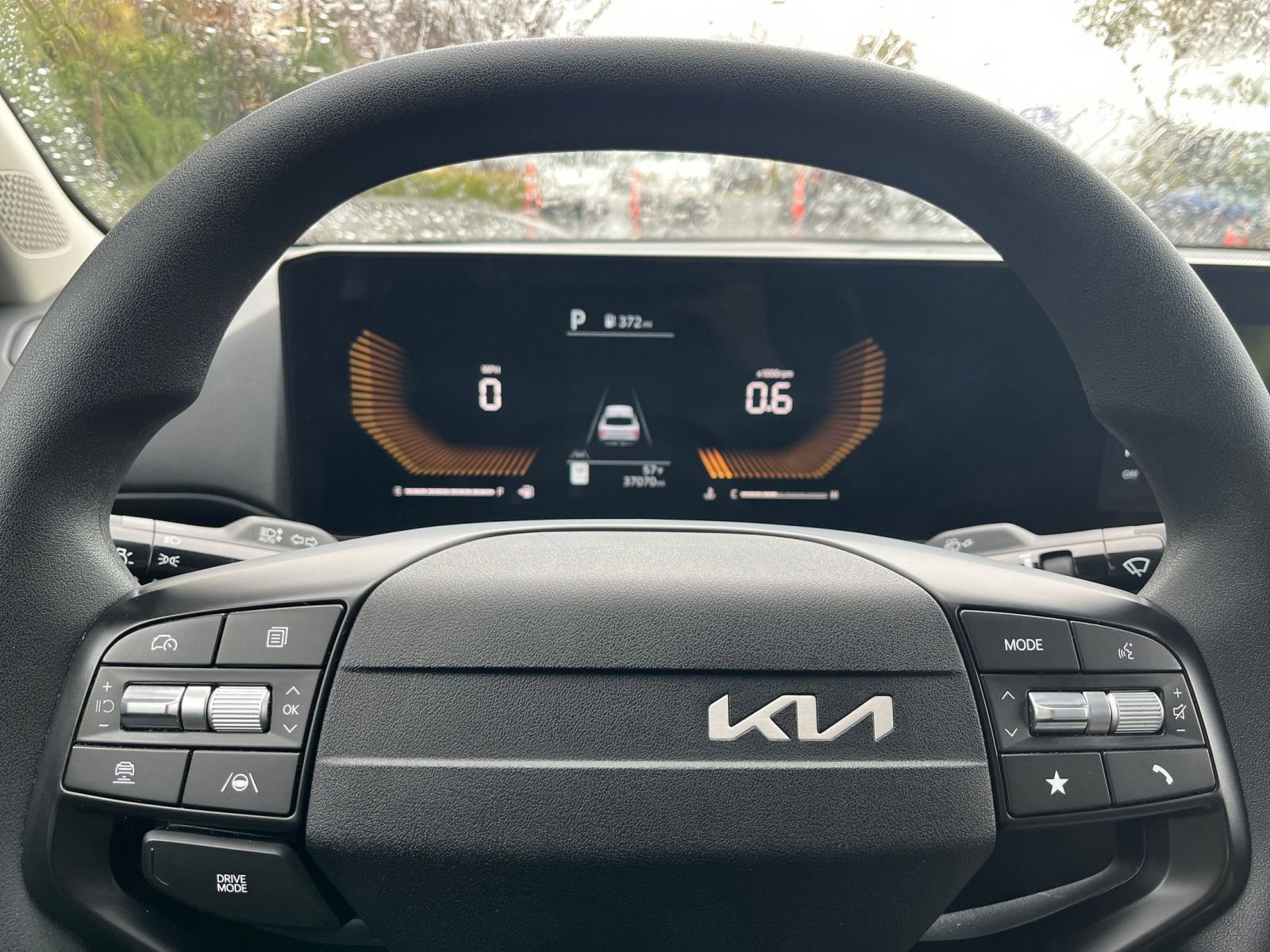 Used 2025 Kia K4 LXS image 28