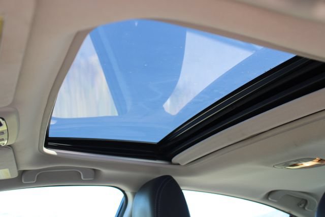 Used 2015 Subaru Legacy 3.6R Limited AWD/4WD image 14