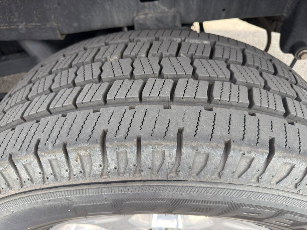 Used 2018 RAM 2500 SLT w/ Luxury Group AWD/4WD image 10