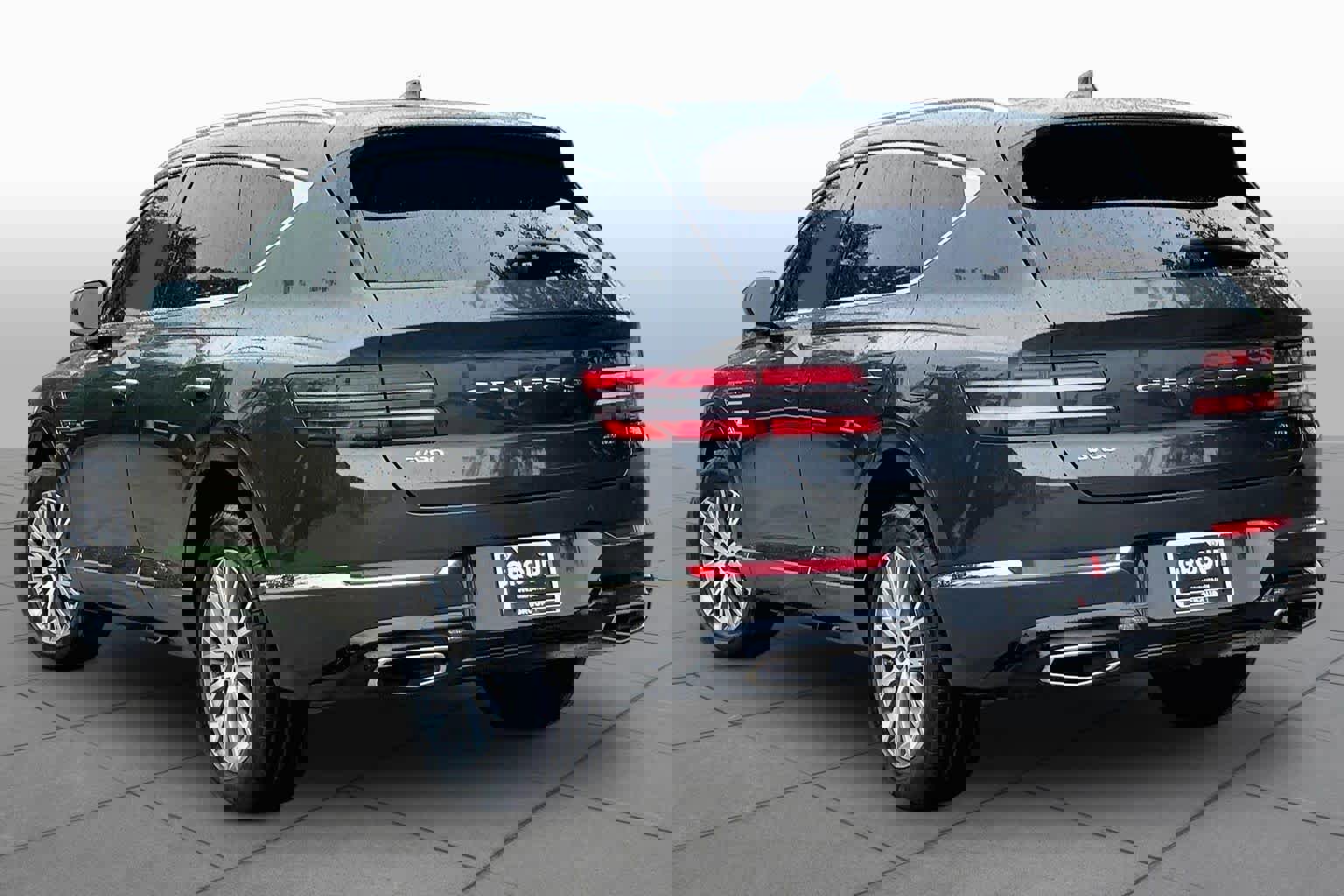 Used 2024 Genesis GV80 2.5T AWD/4WD image 12