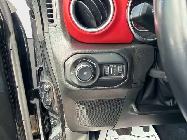 Used 2022 Jeep Wrangler Unlimited Rubicon image 30