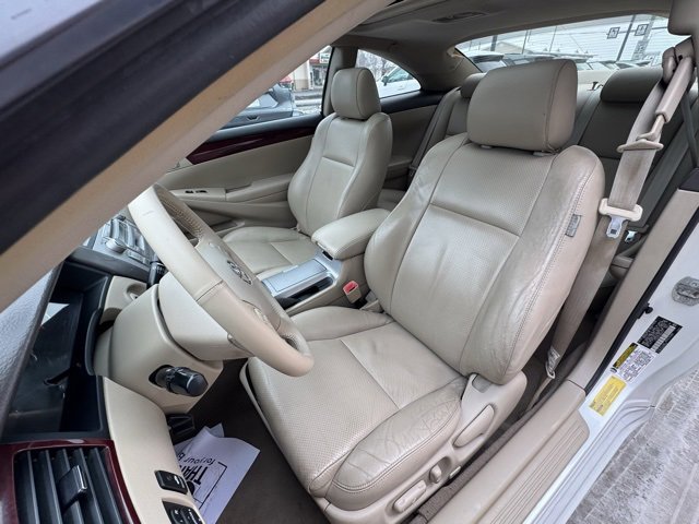 Used 2005 Toyota Solara SLE image 9