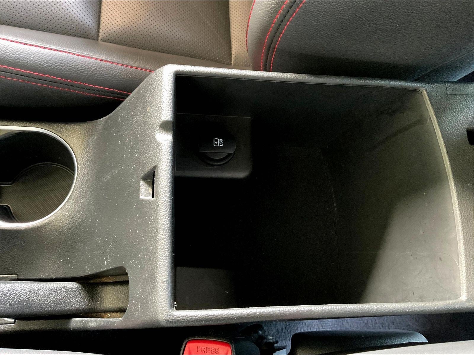Used 2018 Hyundai Elantra Sport w/ Cargo Package FWD image 15