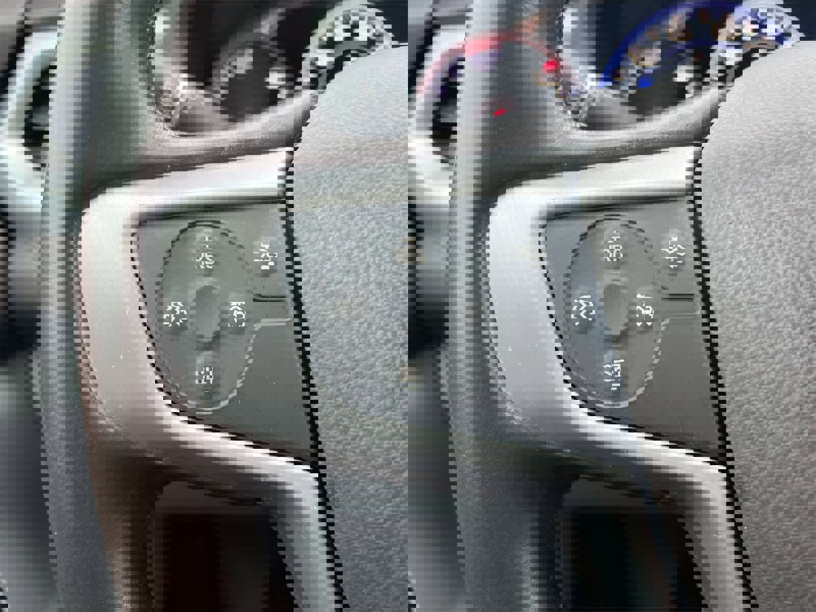 Used 2020 GMC Acadia SLT w/ Driver Alert Package II image 23