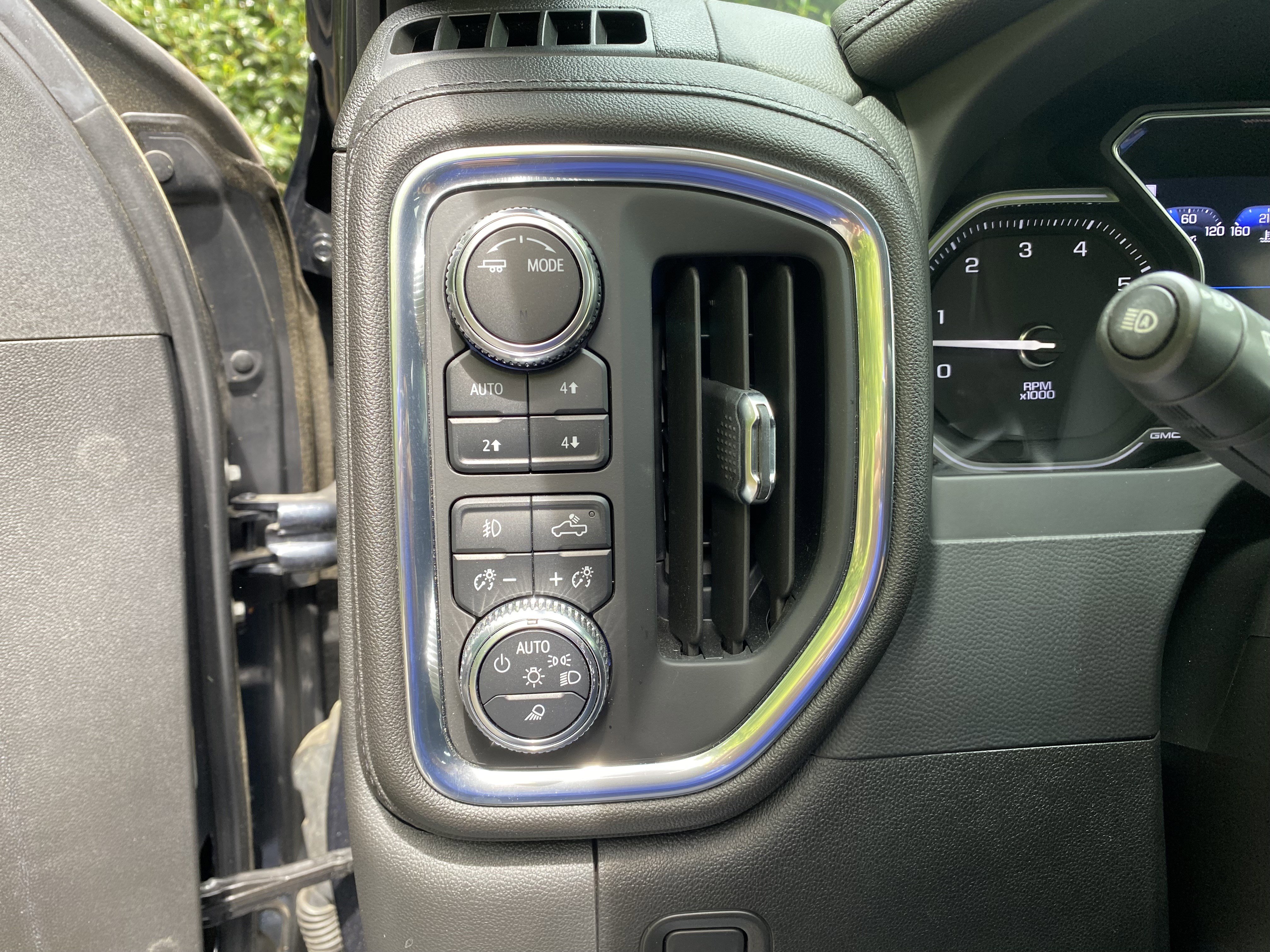 Used 2021 GMC Sierra 1500 Denali w/ Driver Alert Package II image 19
