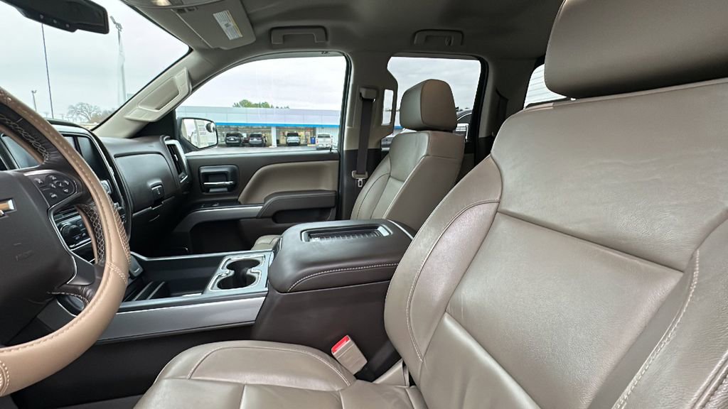 Used 2018 Chevrolet Silverado 1500 LTZ Z71 w/ LTZ Plus Package image 12