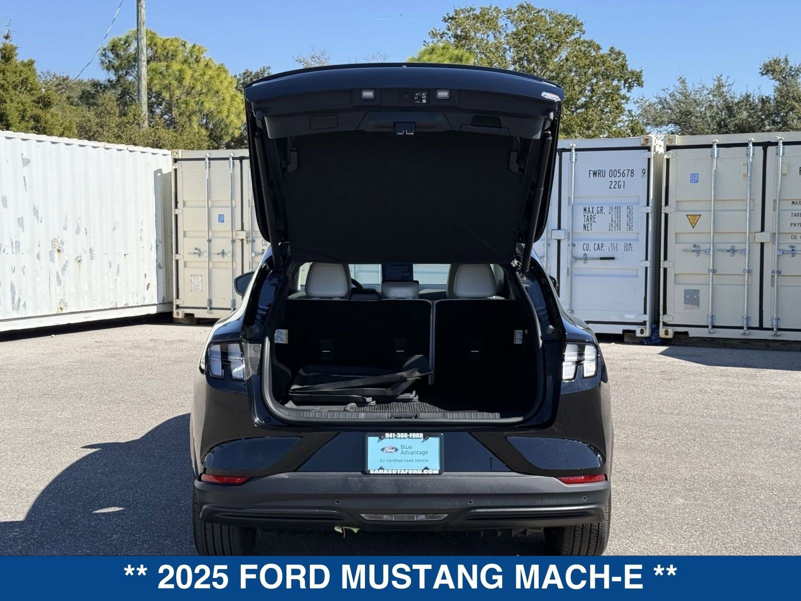 Certified 2025 Ford Mustang Mach-E Premium image 13