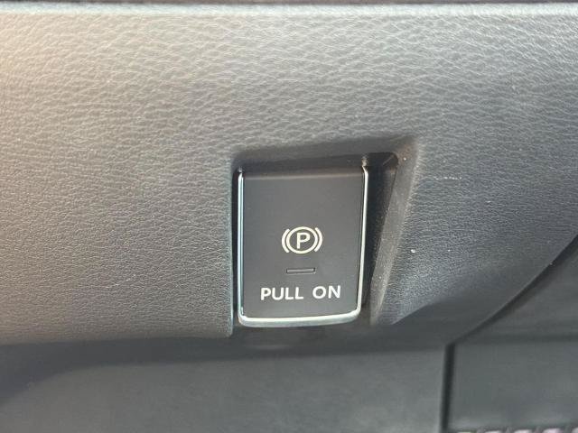 Certified 2023 Nissan Ariya AWD/4WD image 6