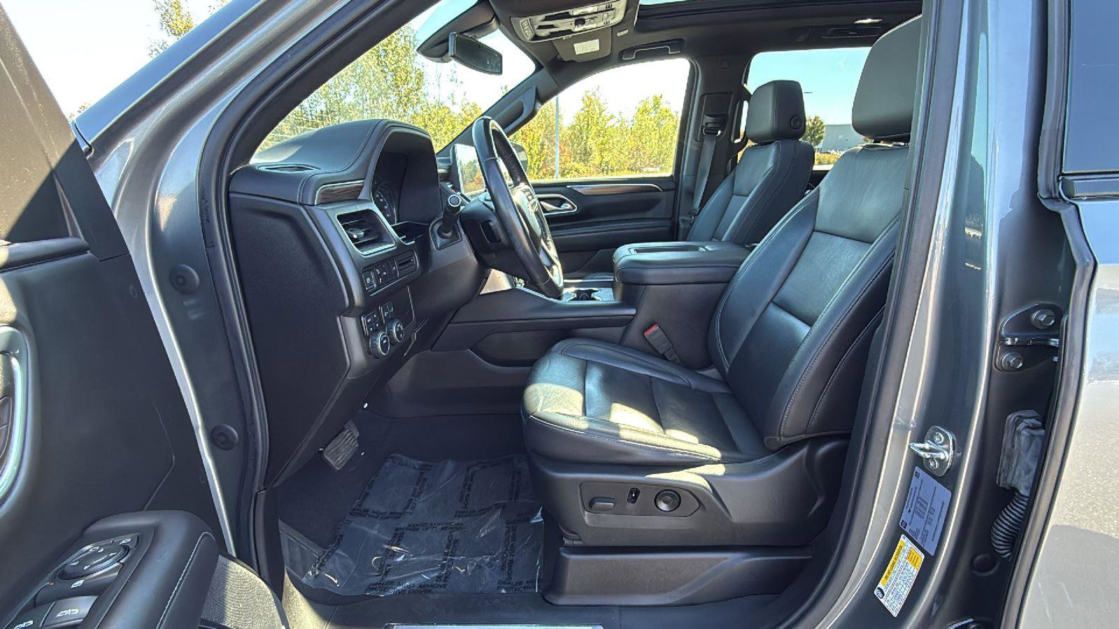 Used 2021 Chevrolet Tahoe Z71 image 28
