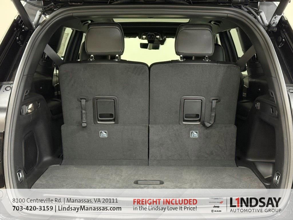 New 2025 Jeep Grand Cherokee L Limited w/ Luxury Tech Group II image 8