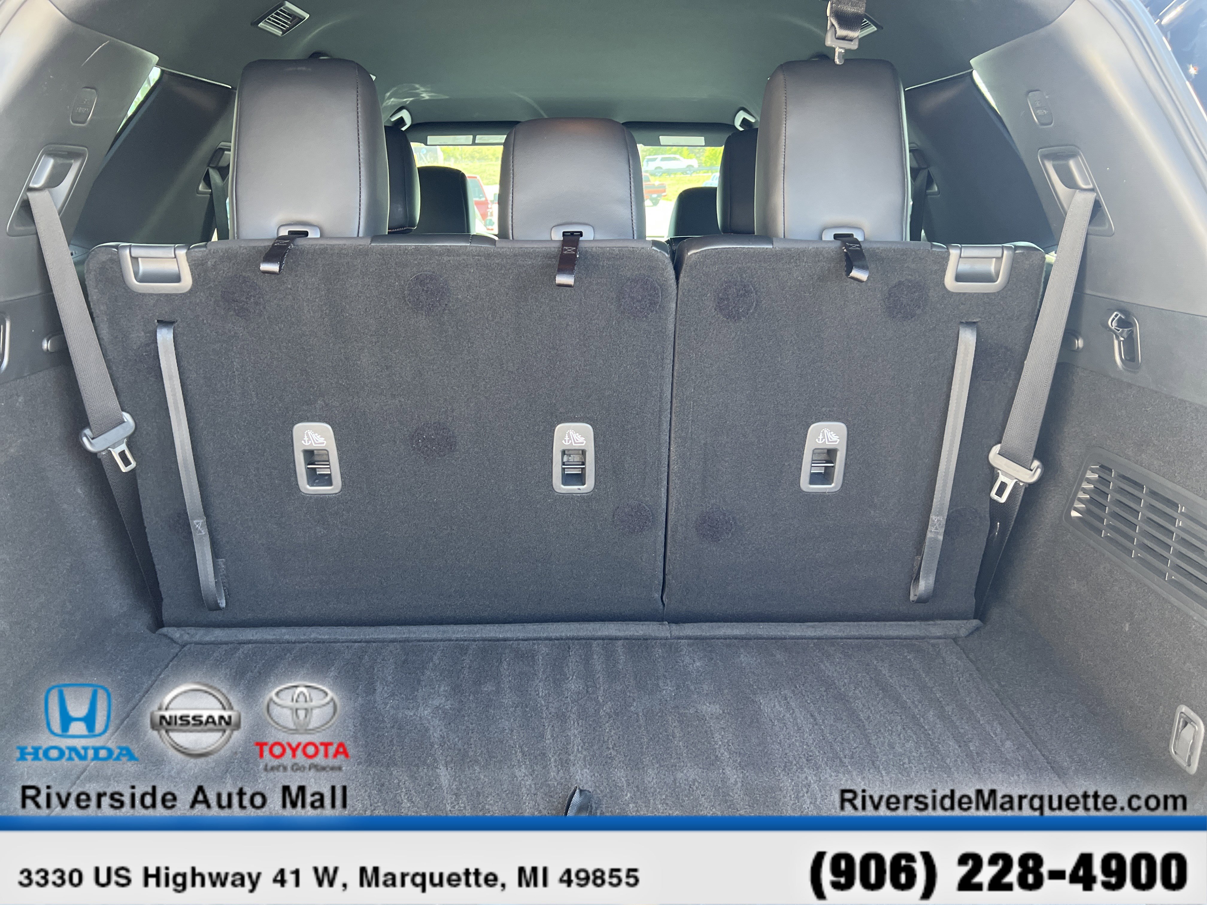 Used 2023 Nissan Pathfinder Rock Creek AWD/4WD image 8
