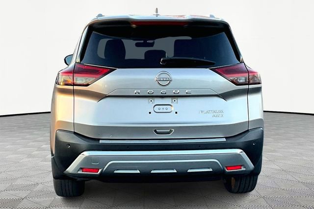 Used 2022 Nissan Rogue Platinum w/ Head-Up Display Package image 6