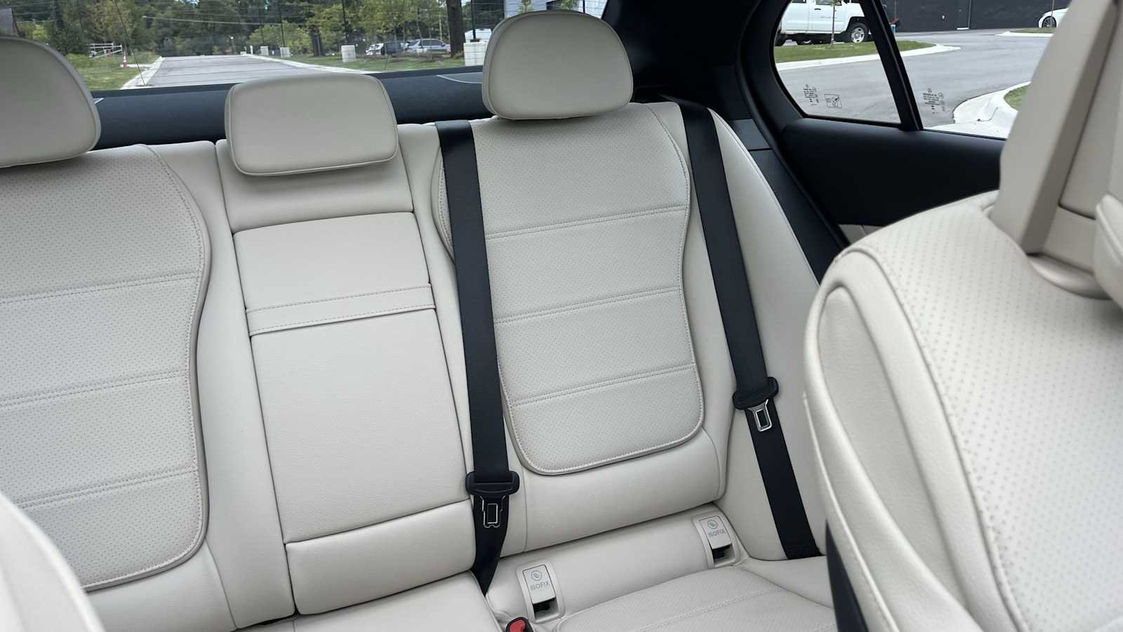 Certified 2023 Mercedes-Benz C 300 4MATIC Sedan image 32