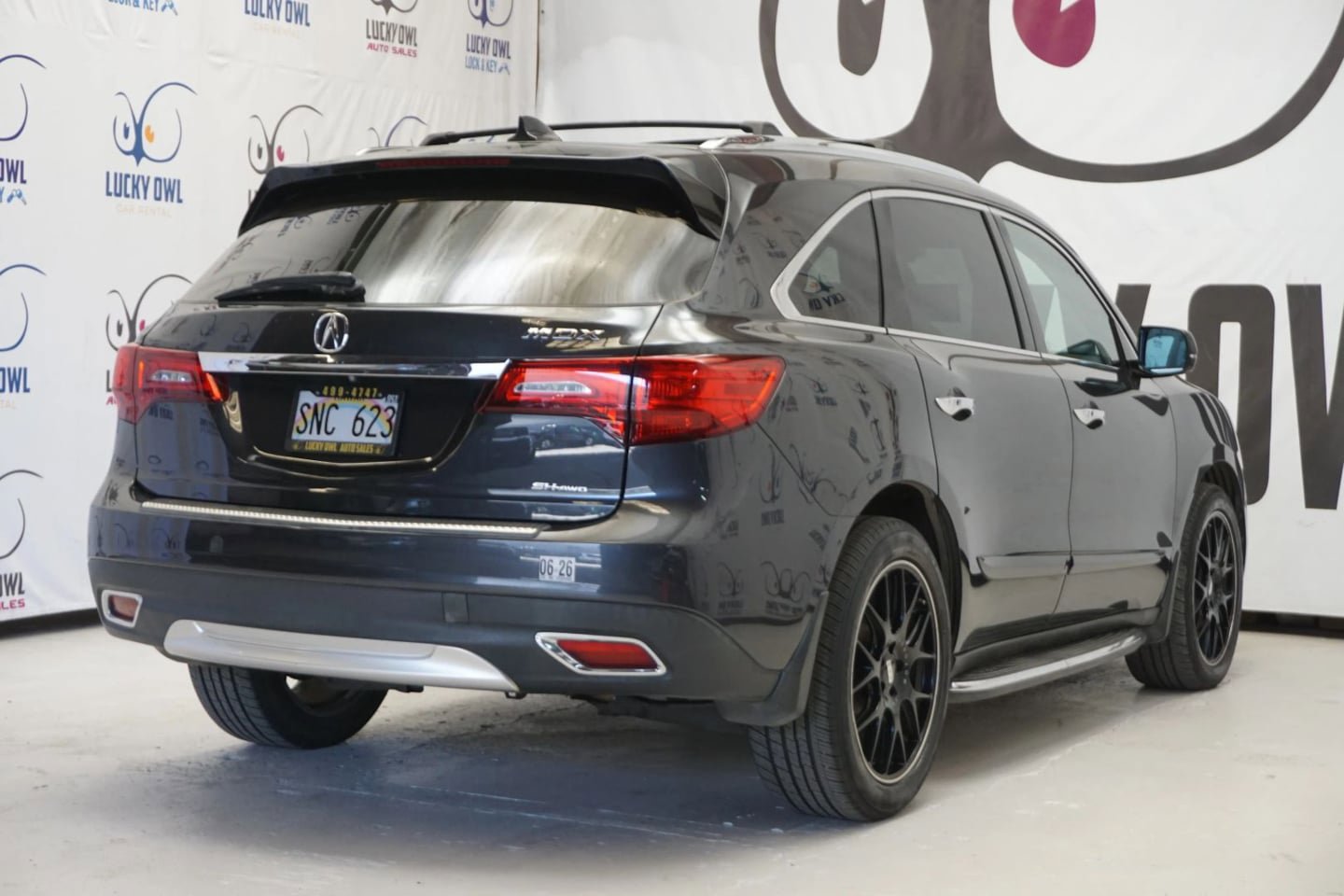 Used 2015 Acura MDX SH-AWD w/ Tech & Entertainment image 4