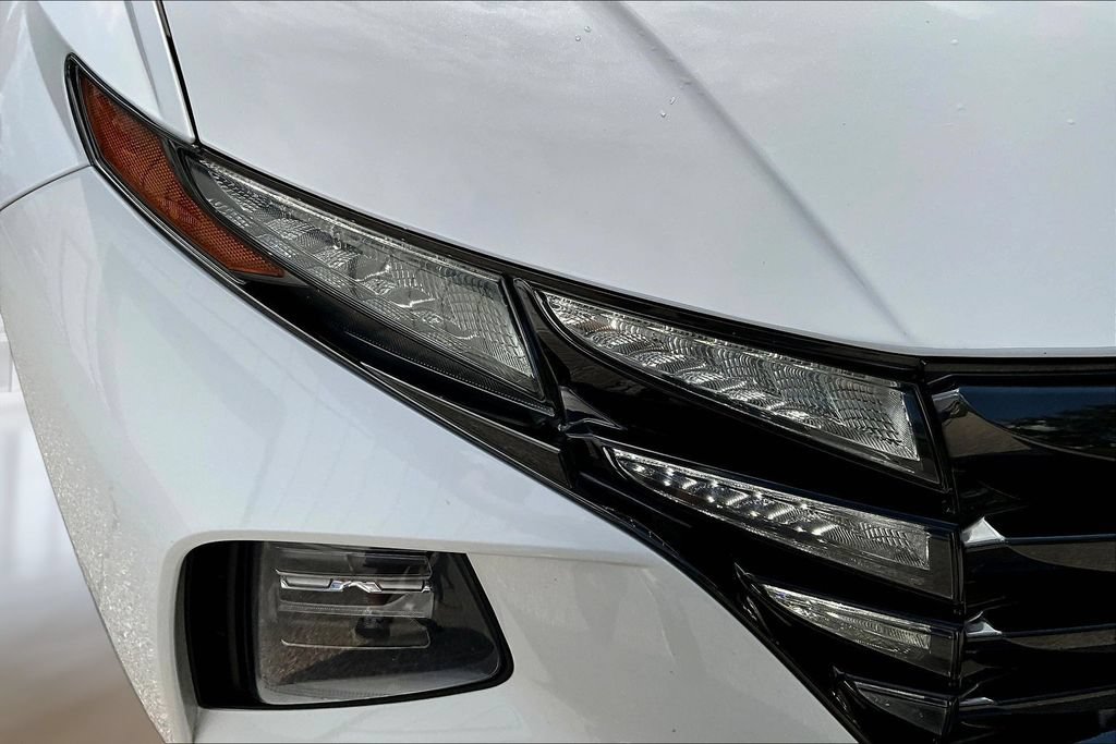 Used 2024 Hyundai Tucson Limited AWD/4WD image 29
