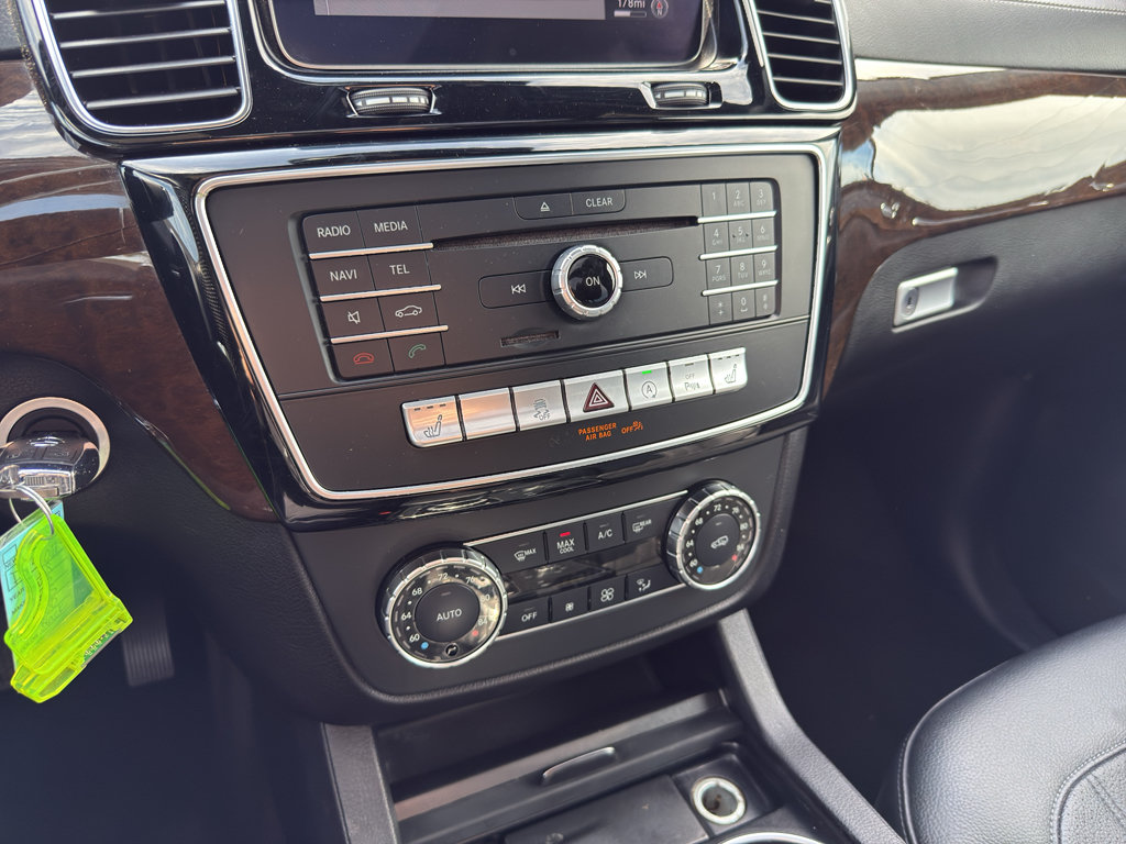Used 2018 Mercedes-Benz GLS 450 4MATIC w/ Premium Package image 21