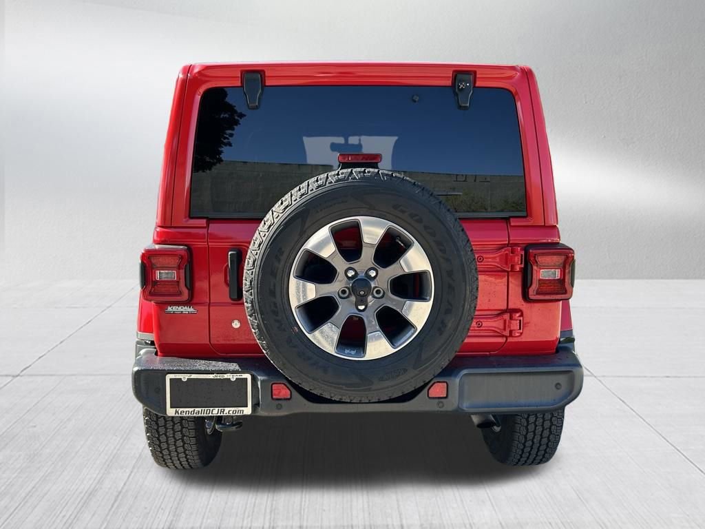 Used 2018 Jeep Wrangler Unlimited Sahara AWD/4WD image 6