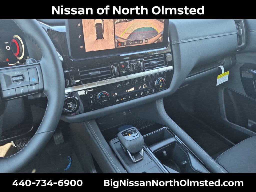 New 2026 Nissan Pathfinder Platinum AWD/4WD image 14
