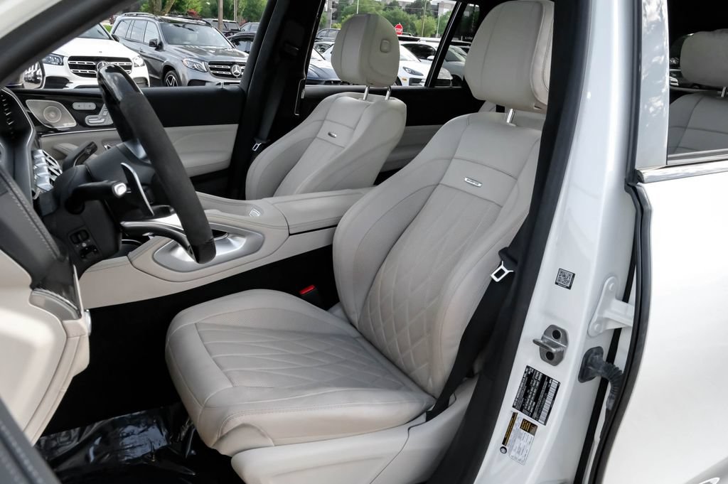 Used 2022 Mercedes-Benz GLS 63 AMG 4MATIC image 32