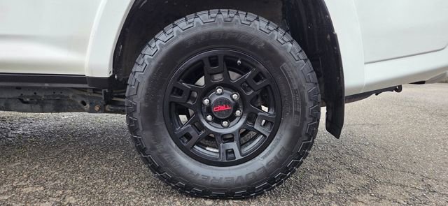 Used 2018 Toyota 4Runner TRD Off-Road Premium image 6