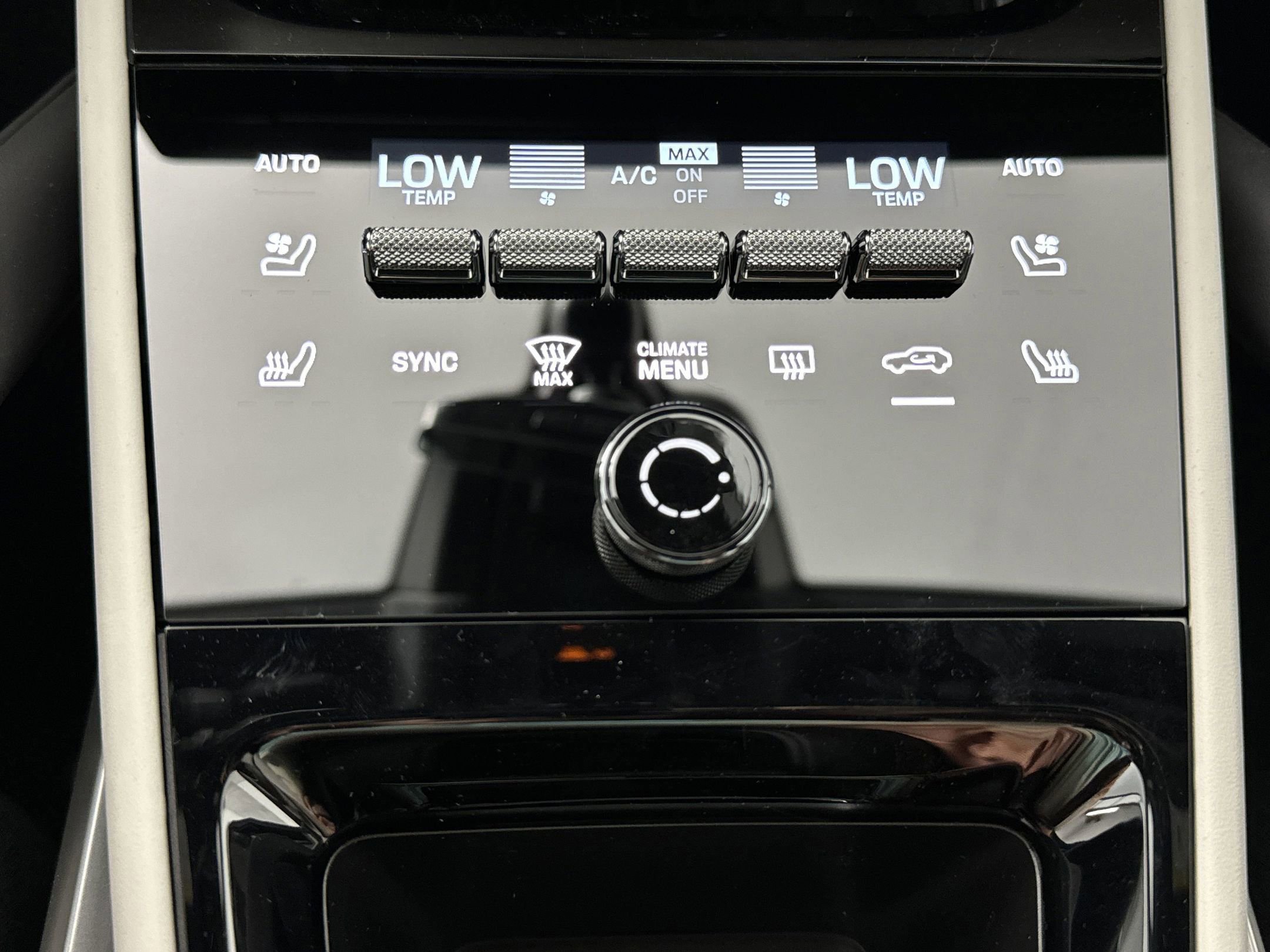 Certified 2025 Porsche Cayenne image 20