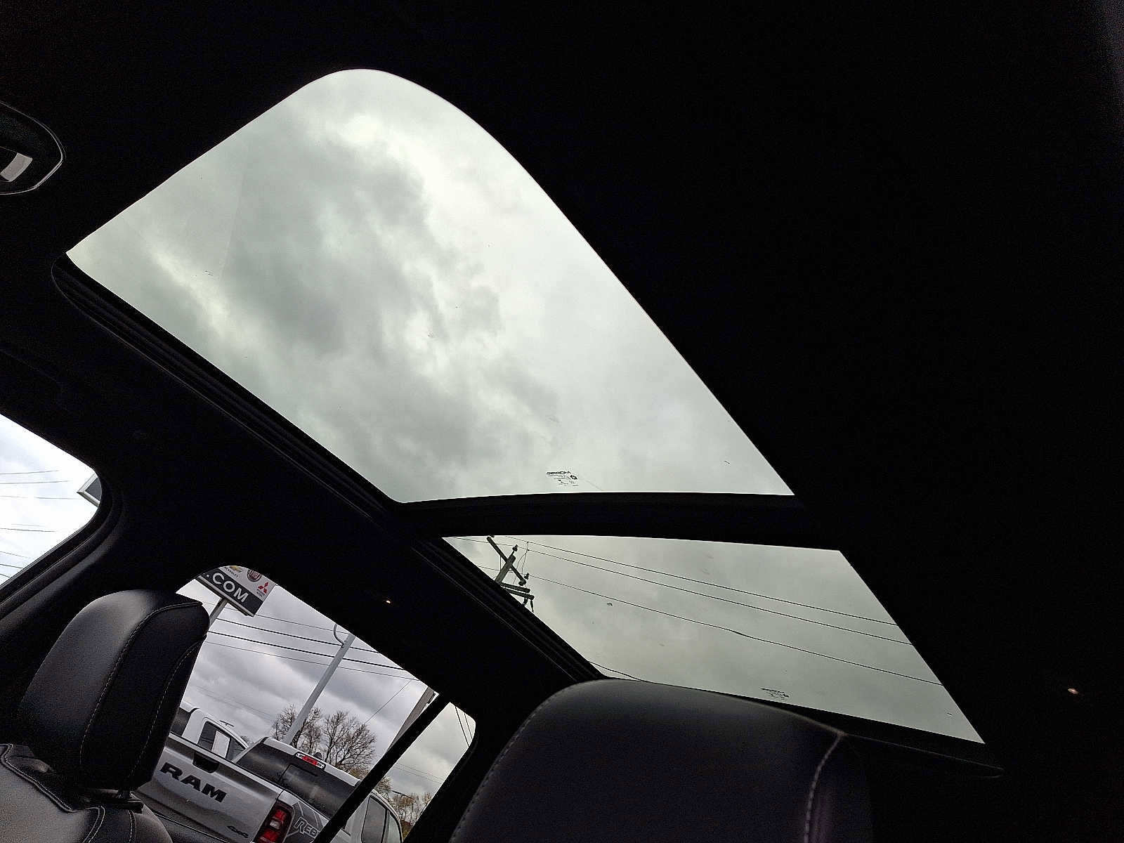 New 2025 Jeep Grand Cherokee Limited image 10