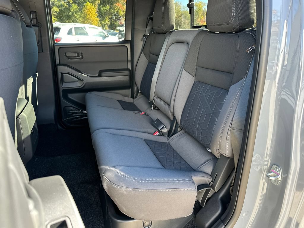 New 2026 Nissan Frontier SV w/ Tow Package AWD/4WD image 18