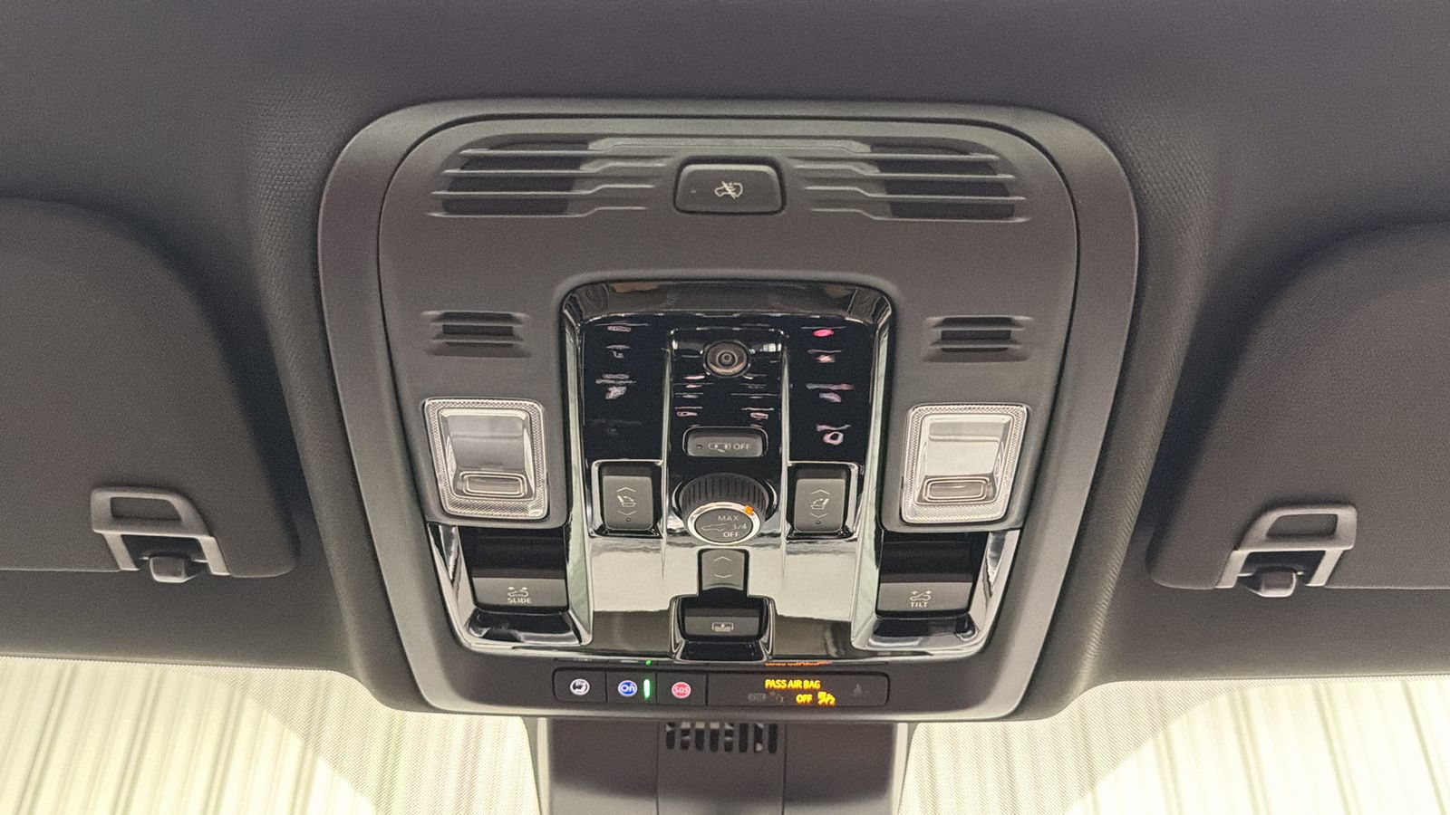 Used 2026 GMC Yukon XL Denali Ultimate w/ LPO, Floor Liner Package AWD/4WD image 43