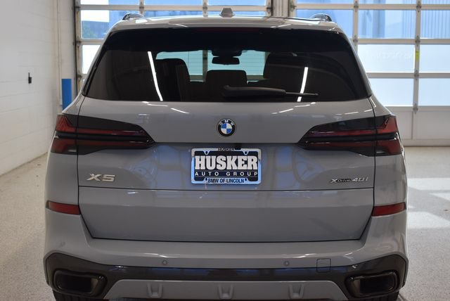 Used 2026 BMW X5 xDrive40i AWD/4WD image 11
