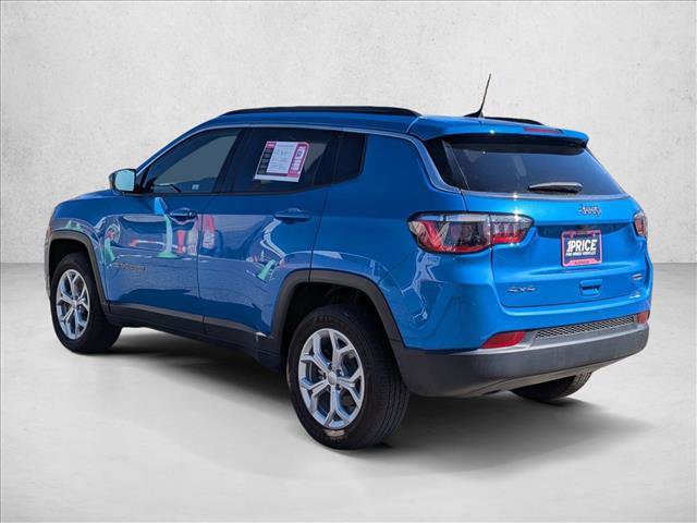 Used 2024 Jeep Compass Latitude image 7