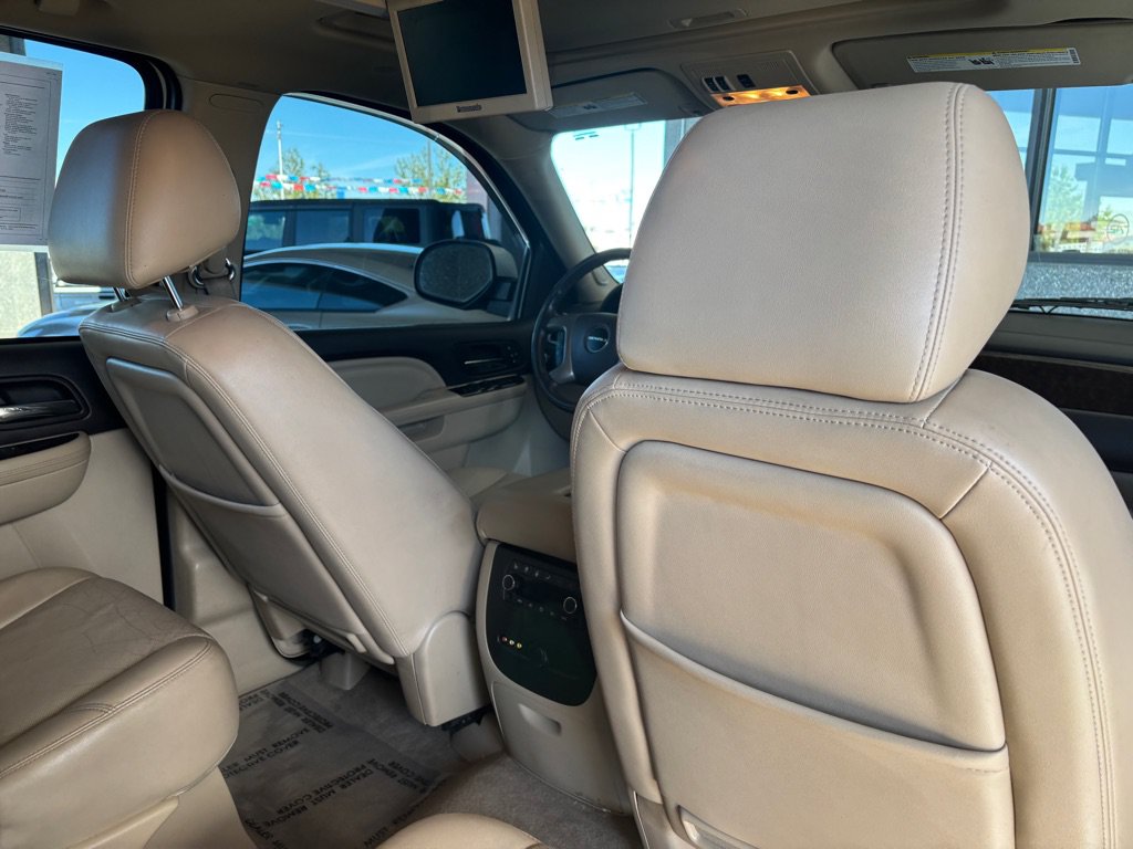 Used 2013 GMC Yukon XL Denali AWD/4WD image 35