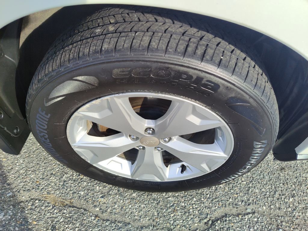 Used 2015 Subaru Forester 2.5i Limited image 20
