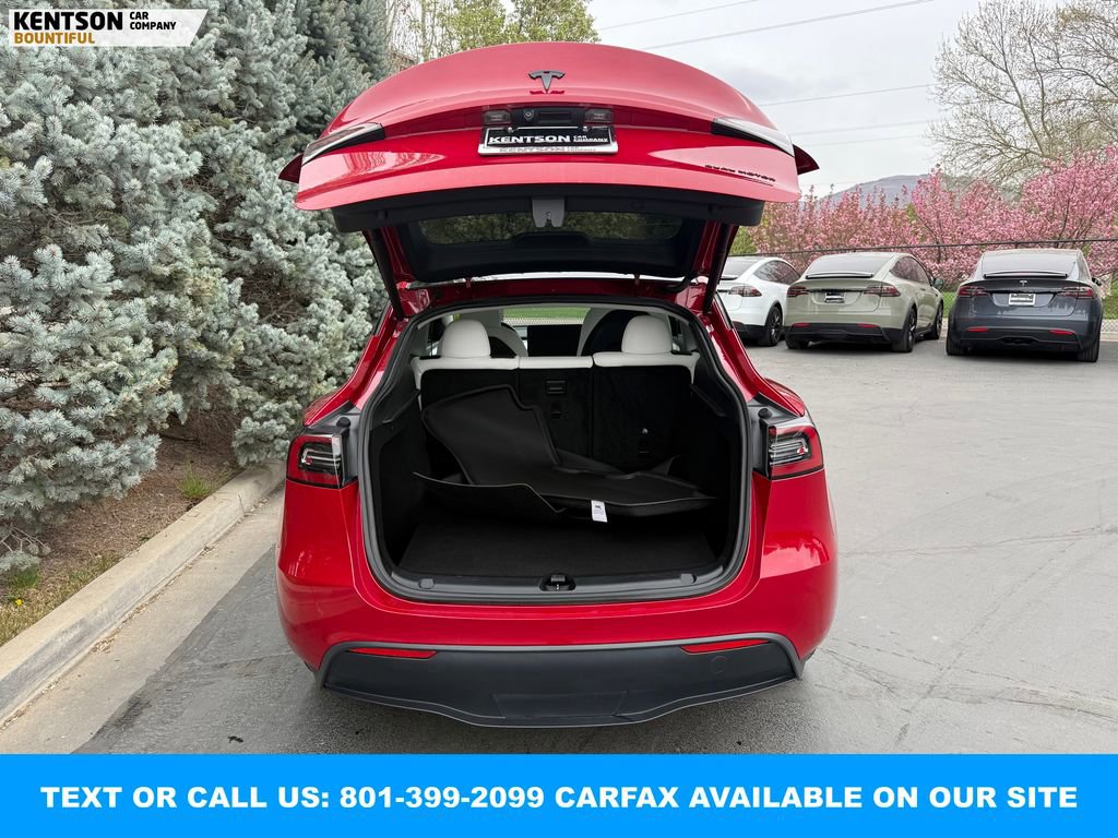 Used 2023 Tesla Model Y Long Range image 33