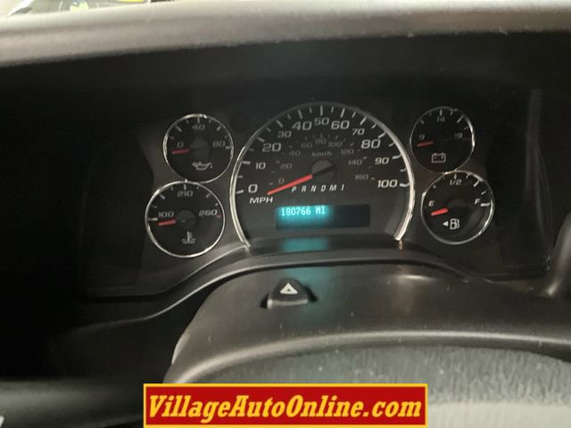 Used 2018 Chevrolet Express 2500 w/ Driver Convenience Package image 14