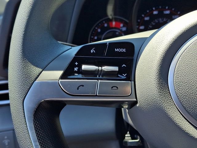 Used 2023 Hyundai Elantra SEL FWD image 20