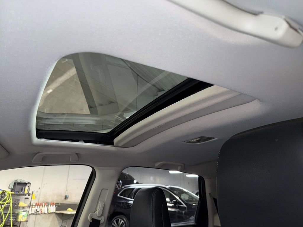 Used 2012 Honda CR-V EX-L image 21