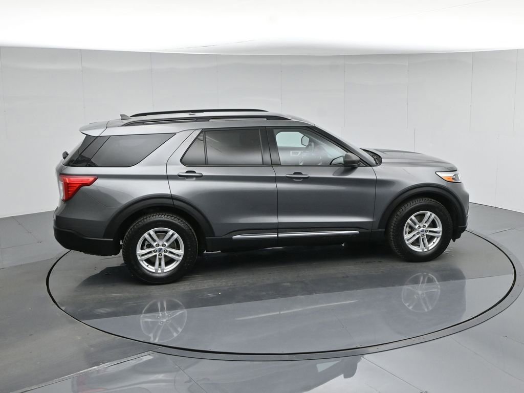 Certified 2022 Ford Explorer XLT w/ Equipment Group 202A image 50