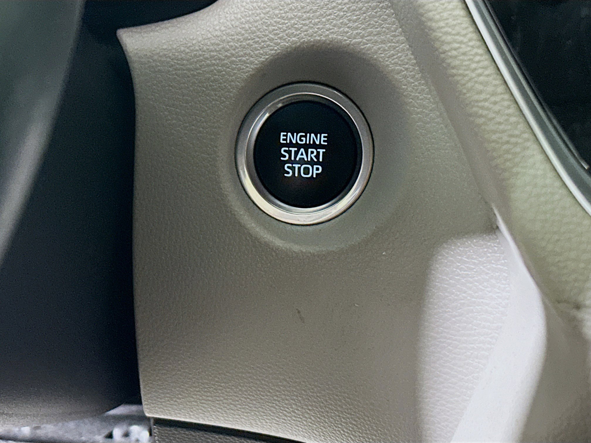 Used 2023 Toyota Corolla Cross LE image 20