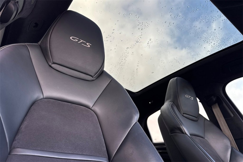 Used 2021 Porsche Cayenne GTS image 20