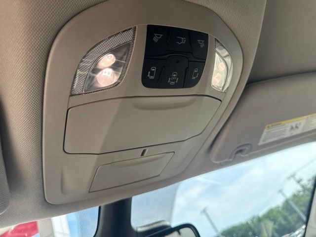 Used 2024 Chrysler Voyager LX FWD image 23