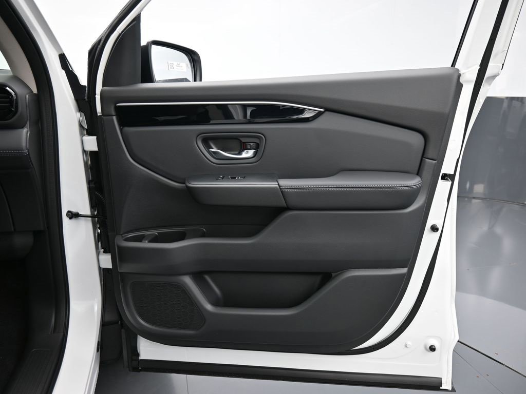 New 2025 Honda Pilot Touring image 41