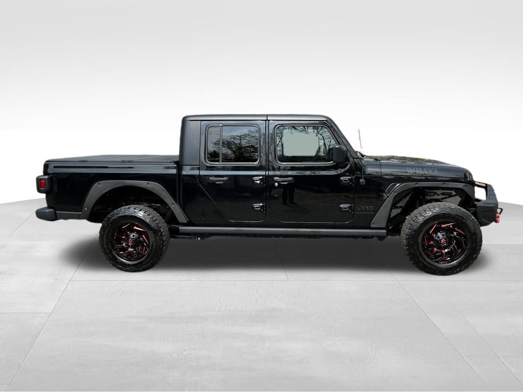 Used 2022 Jeep Gladiator Willys image 7