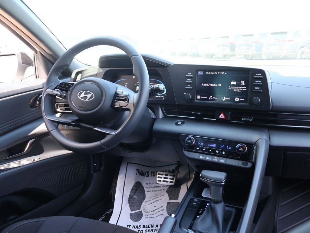 New 2026 Hyundai Elantra Sport image 18