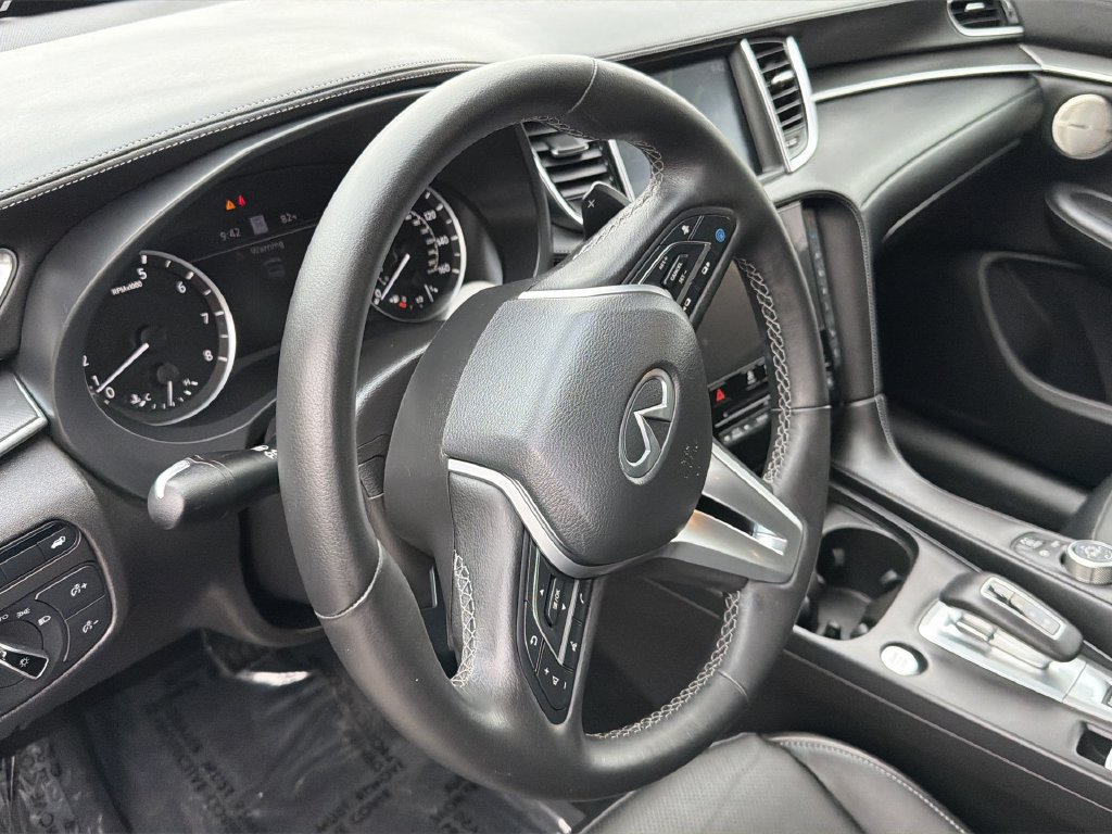 Certified 2025 INFINITI QX55 Essential AWD/4WD image 11