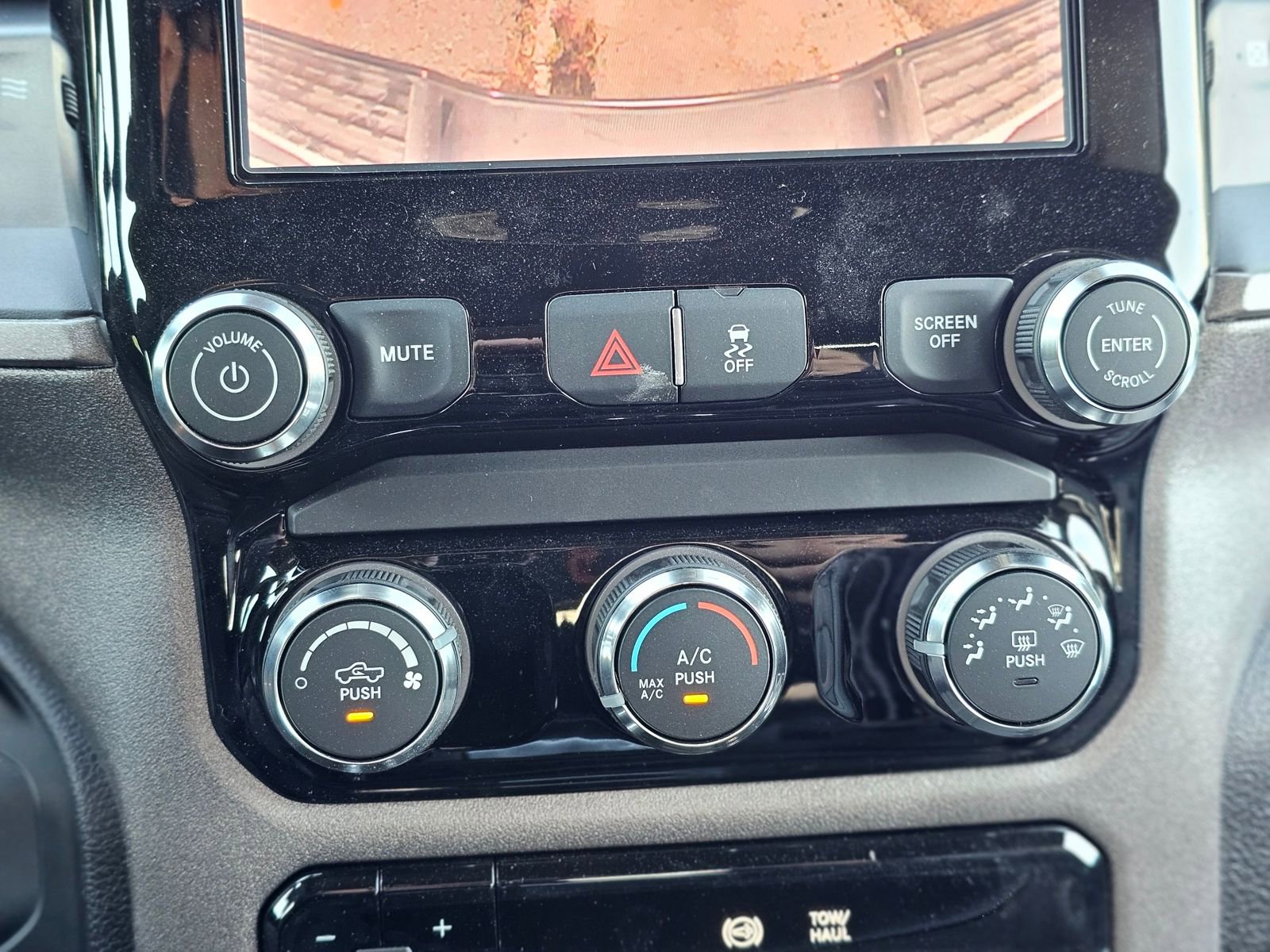 New 2026 RAM 2500 Tradesman AWD/4WD image 13